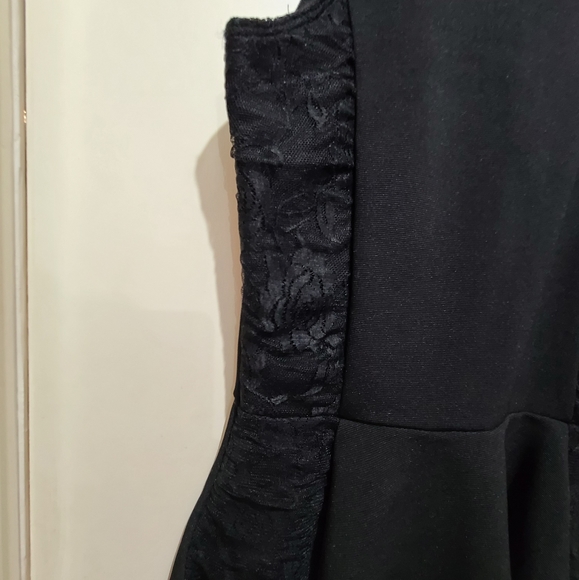 Peplum Top - Picture 2 of 3